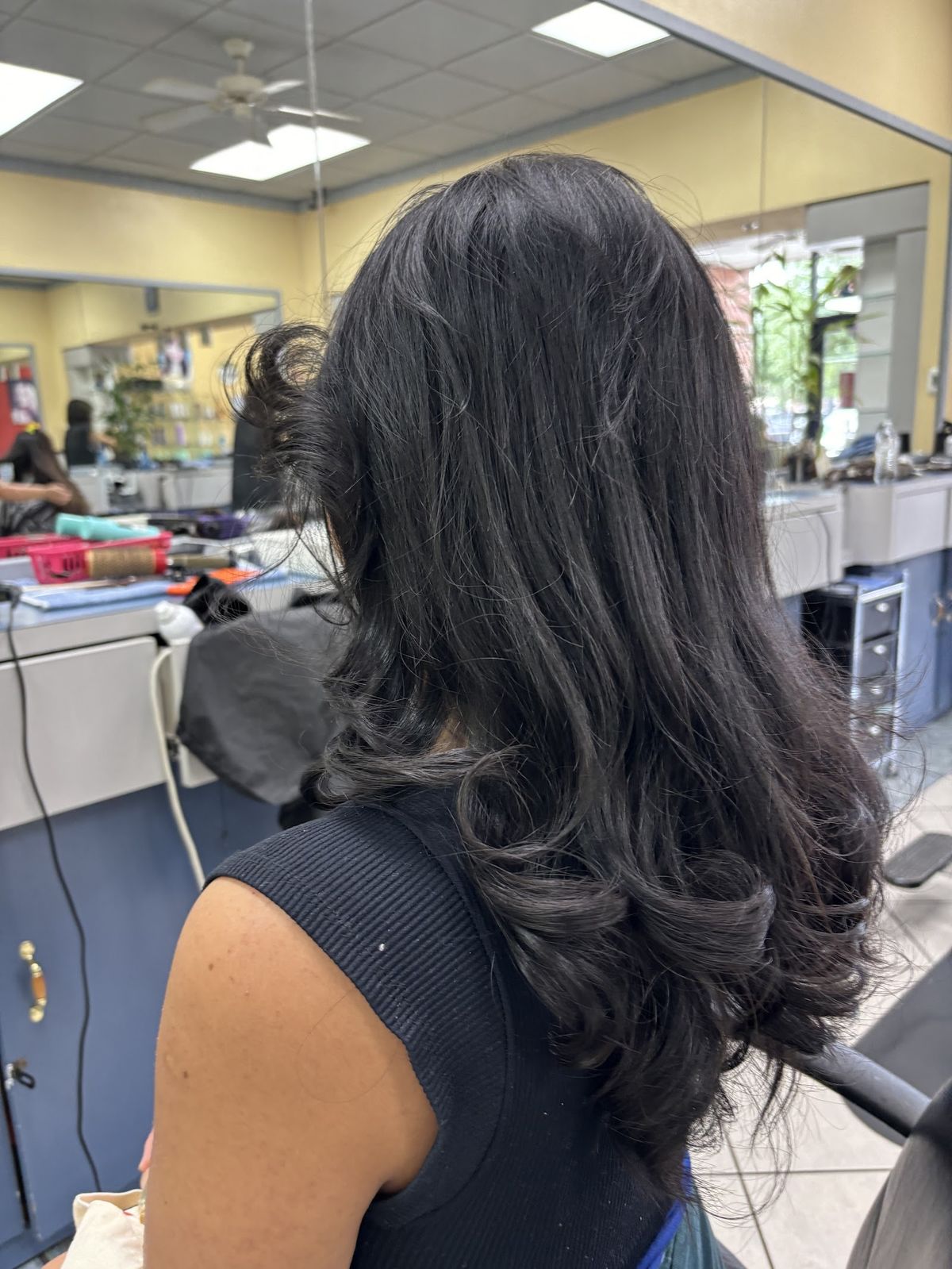 Inside Barber & Beauty